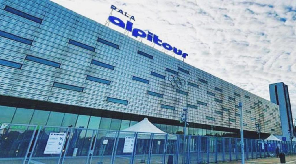 Inalpi Arena - Luxury Apartment Virgilio - Santa Rita - Stadio Olimpico 토리노 외부 사진